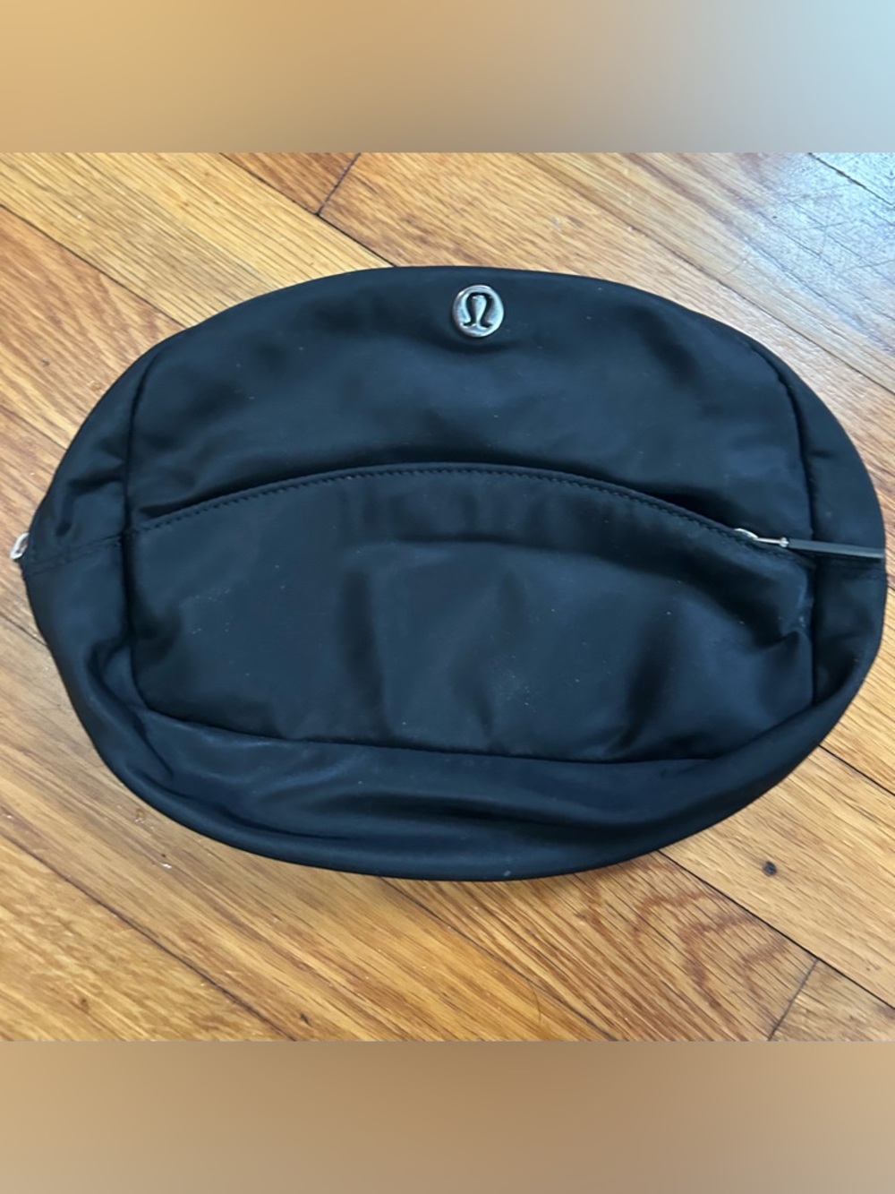 Lululemon Essentials Pouch - Picture 3 of 4